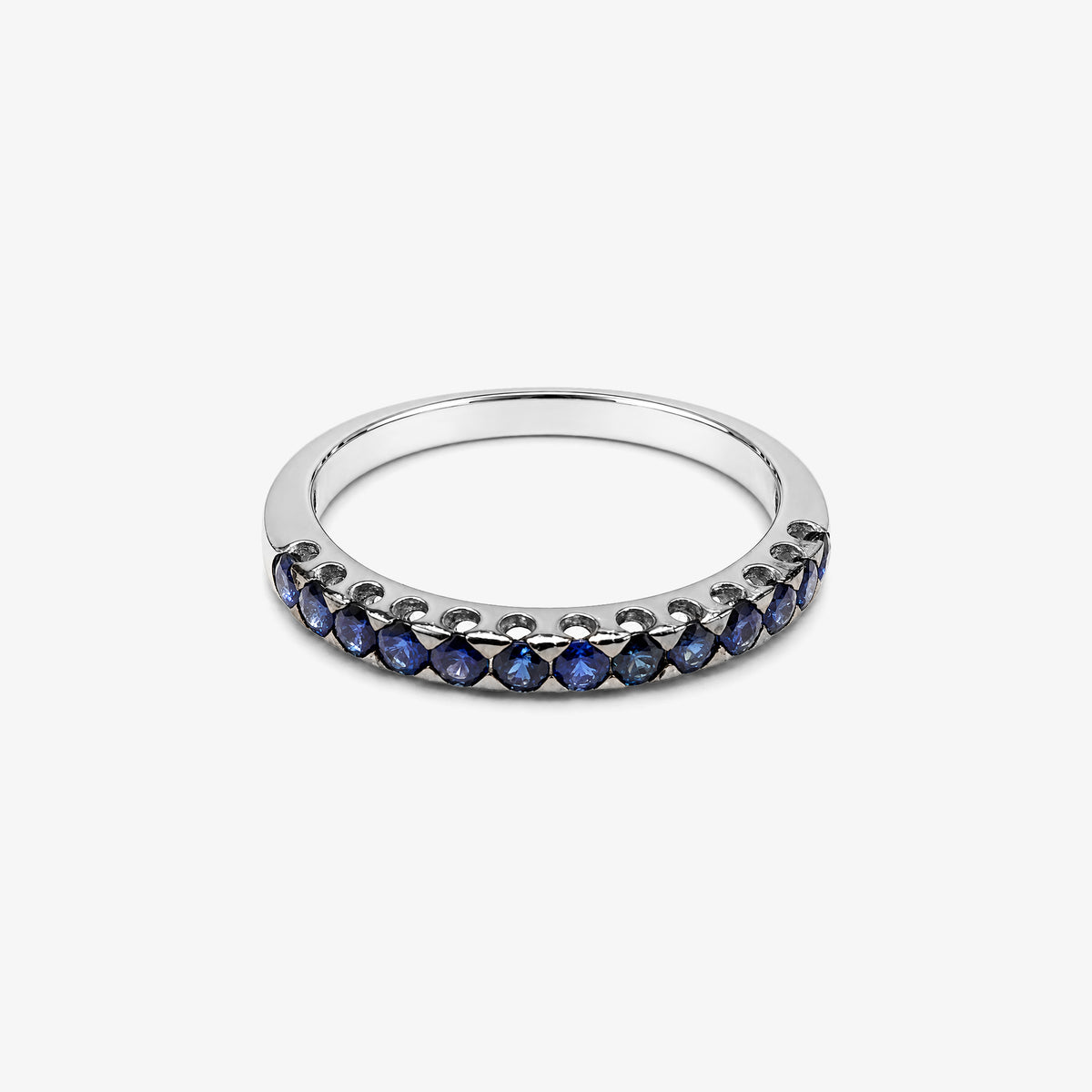 Inel semi-eternity din aur 18K cu safire 0,69 ct