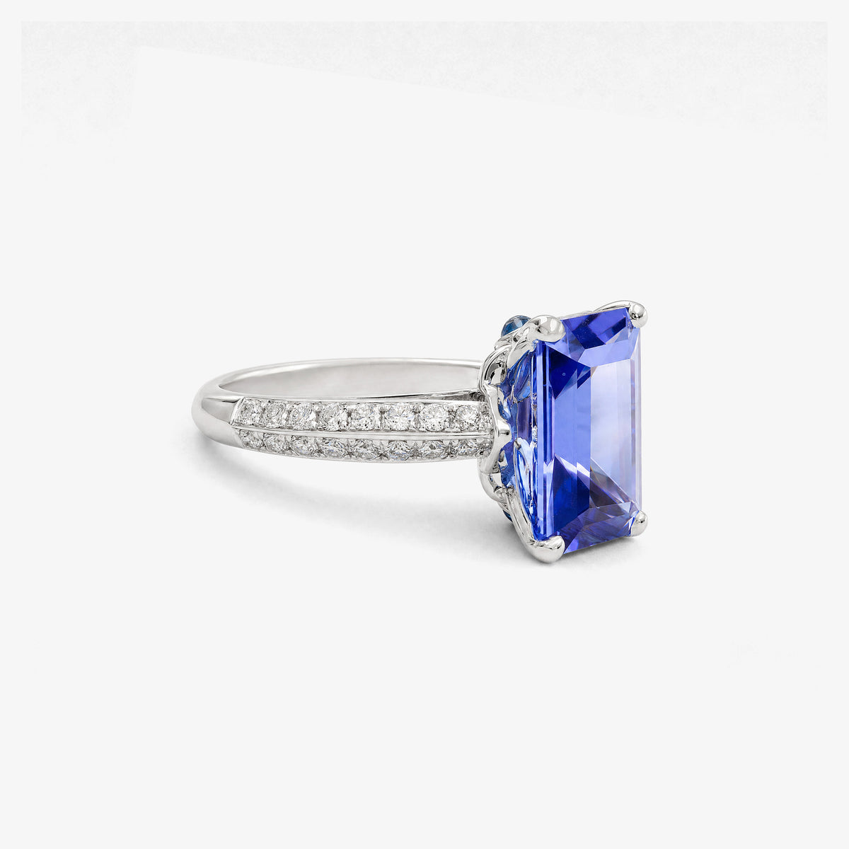 Inel ArtMan din aur 18K cu safire și tanzanit și diamante (5,67 + 0,90 + 0,20 ct)