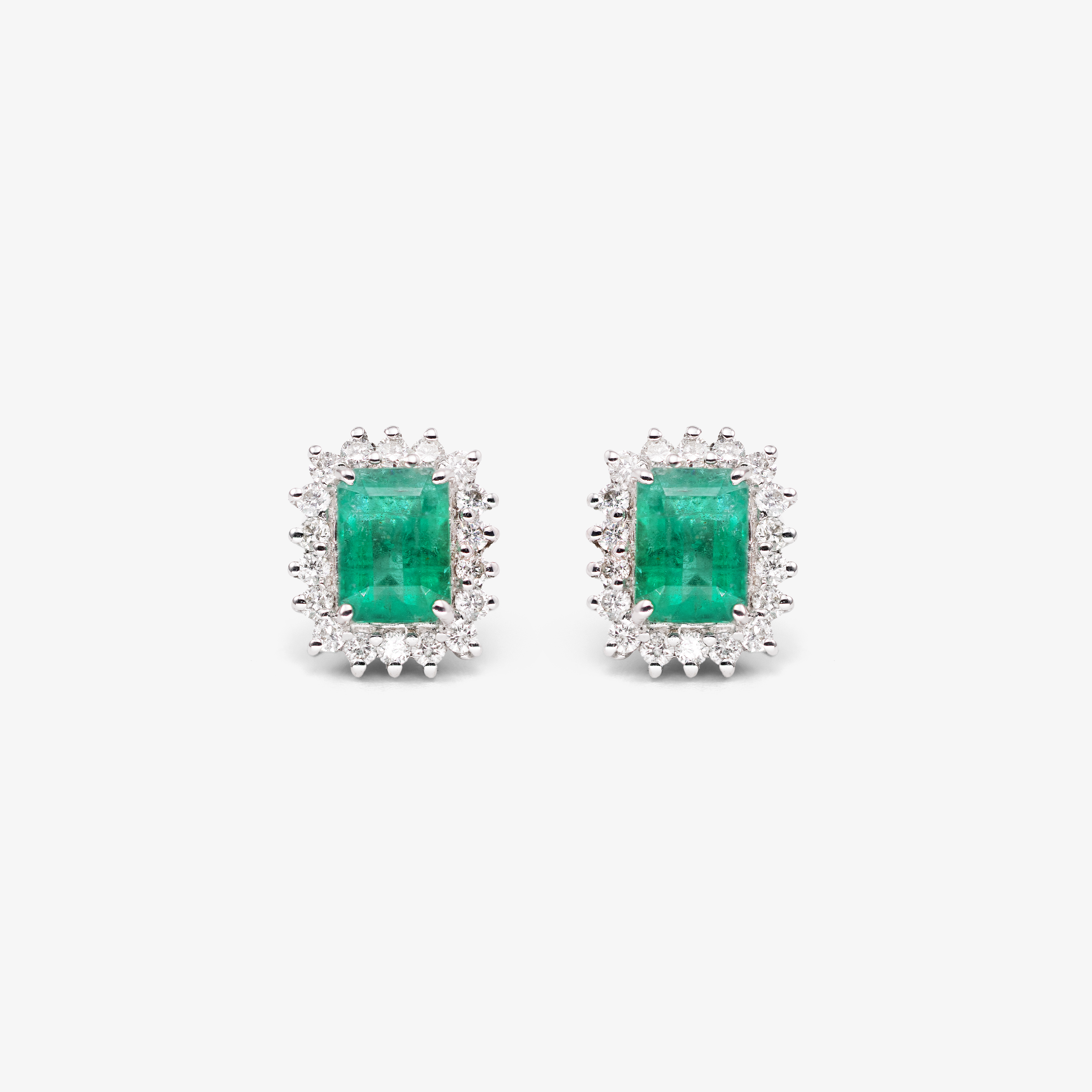 Cercei aur 18k cu smaralde 2.32 ct si diamante 0.59 ct