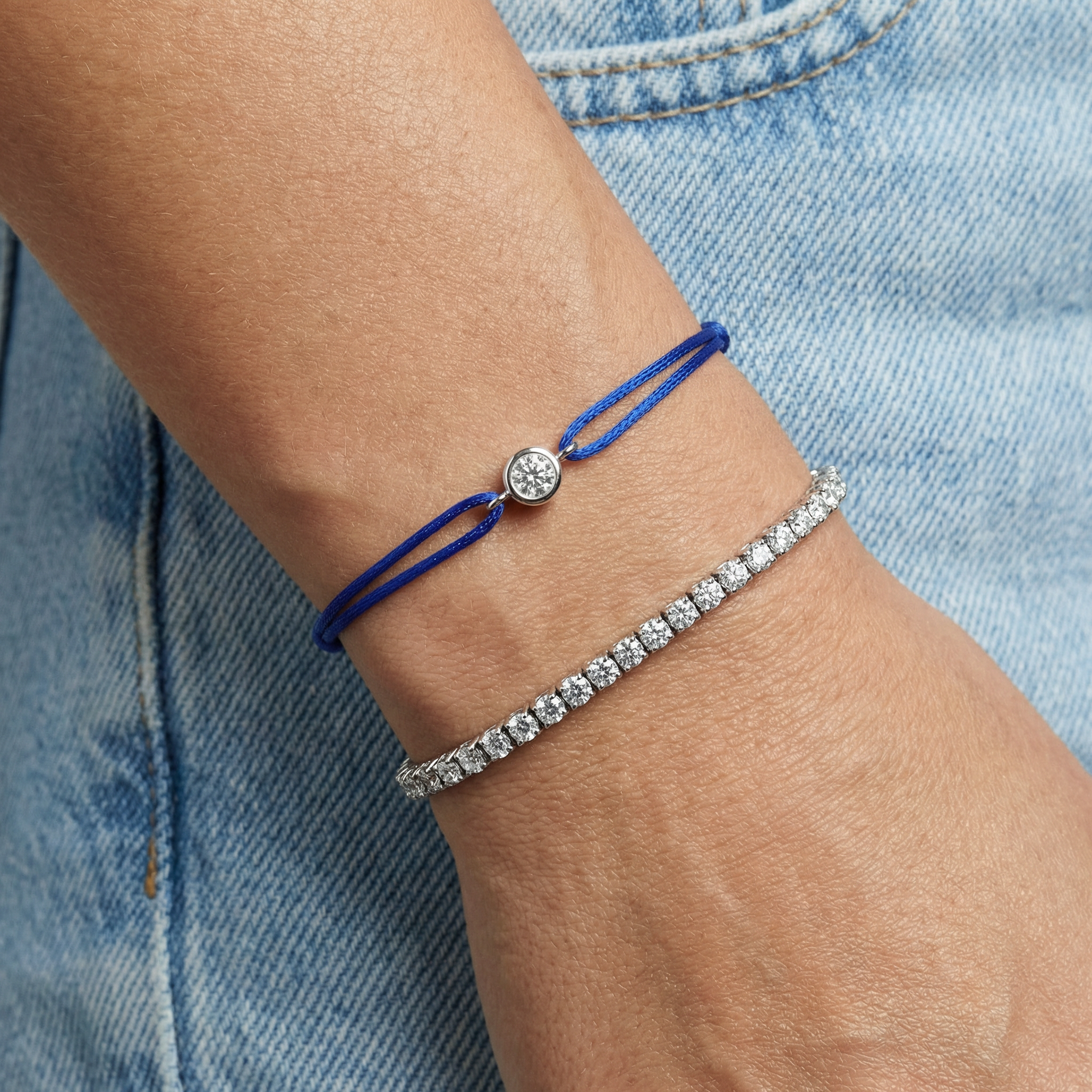 Bratara pe snur cu pandantiv si diamant 0.50ct