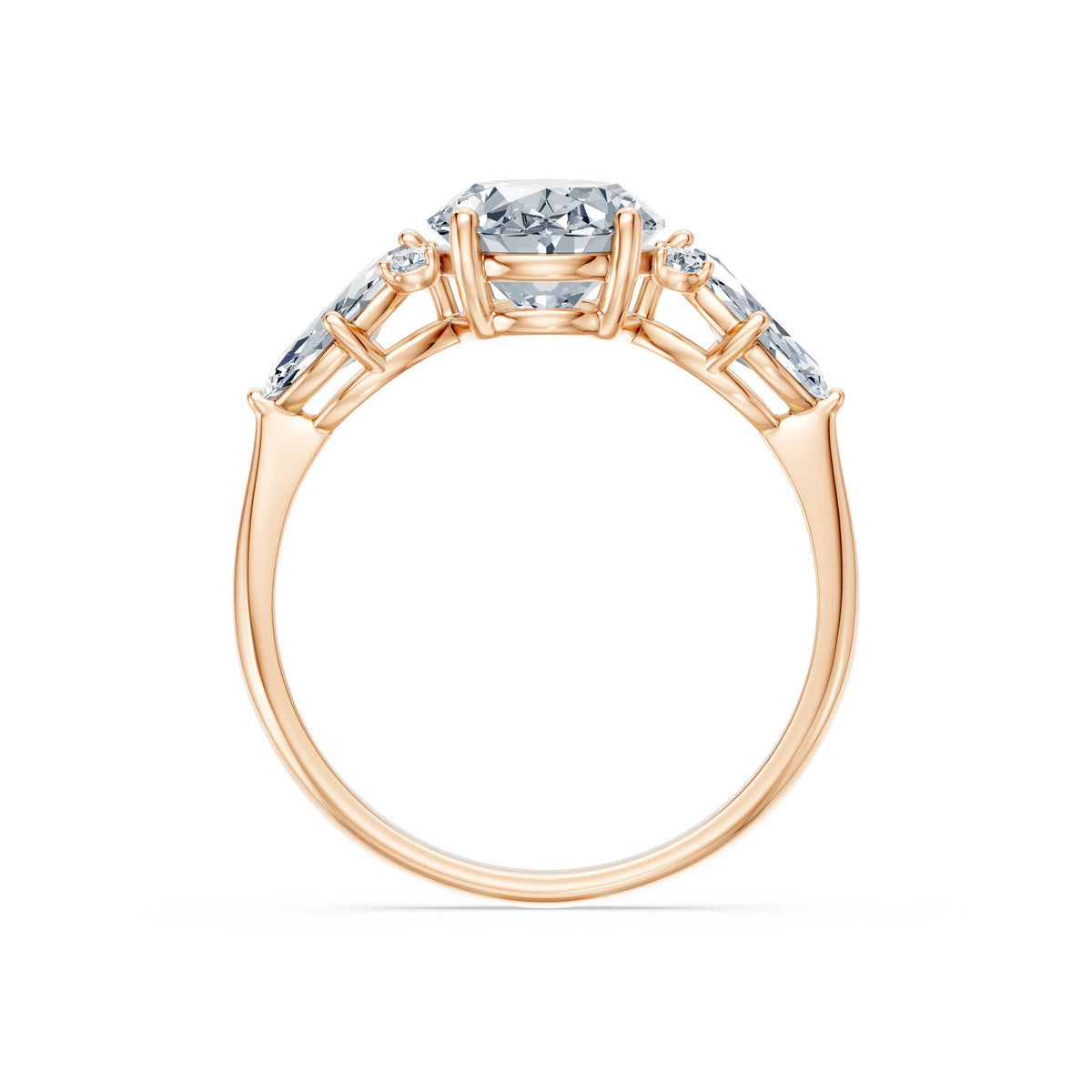 Inel de Logodnă din Aur cu Diamant Central Oval și Diamante Laterale 2,67 CT