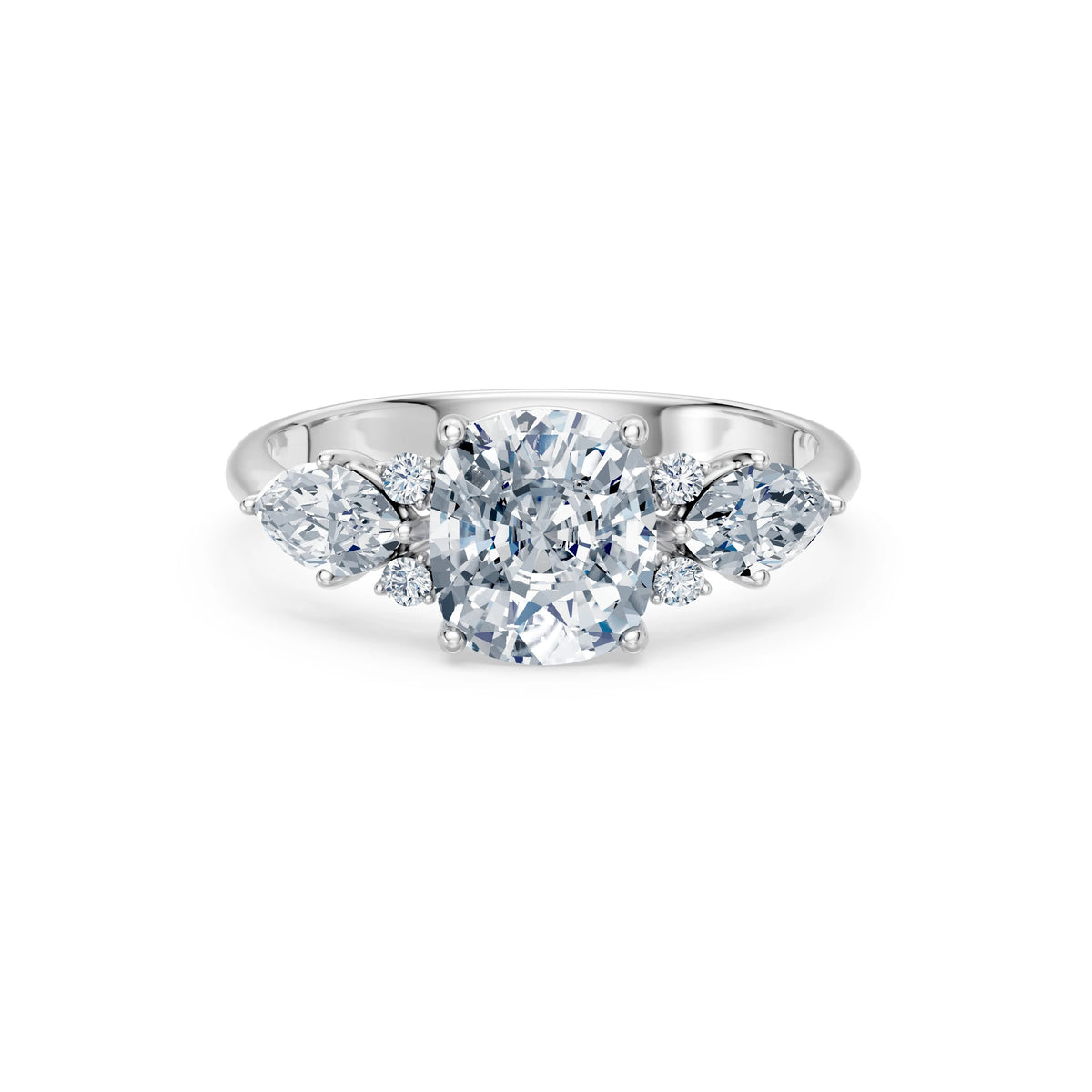 Inel de Logodnă din Aur cu Diamant Central Cushion și Diamante Laterale 2,67 CT