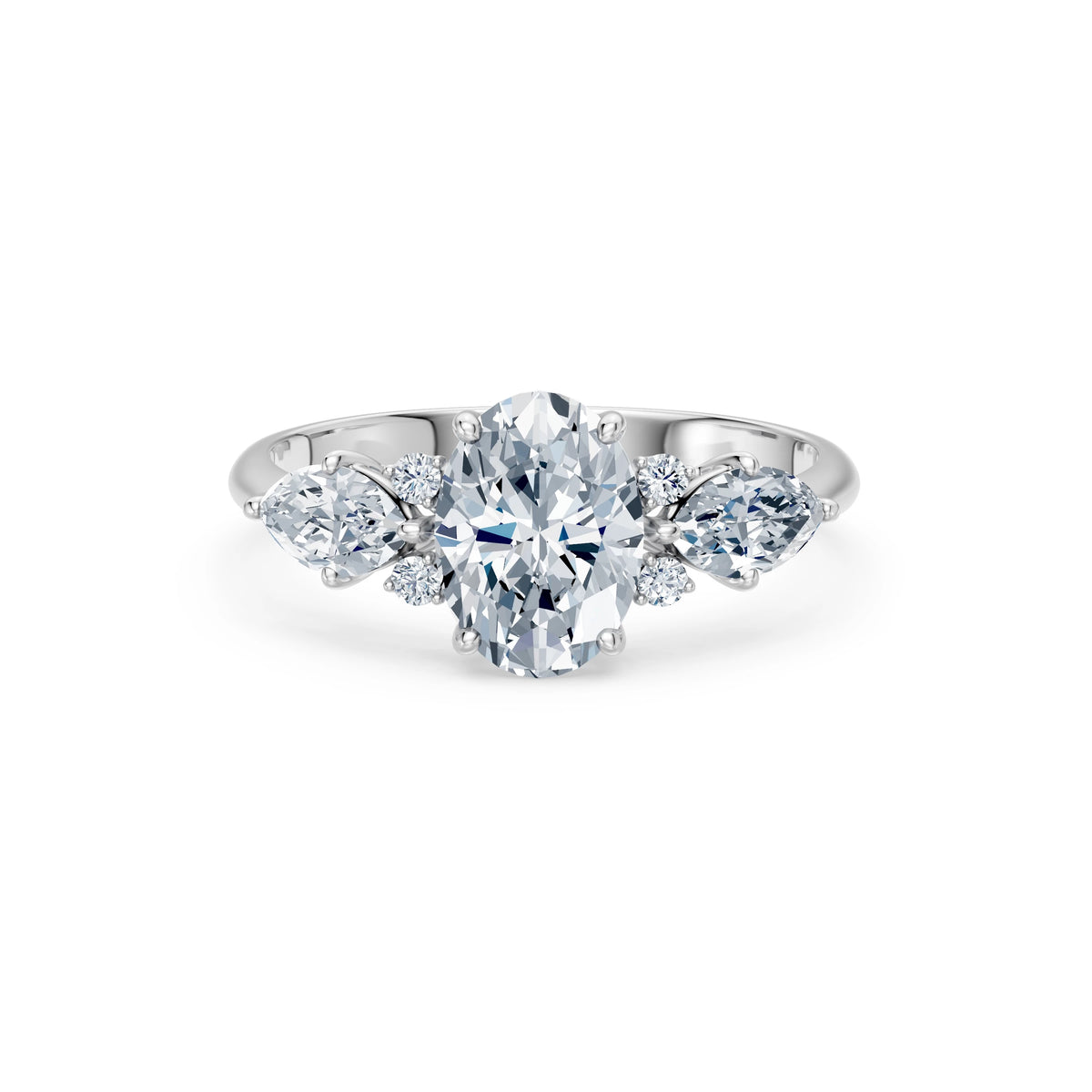 Inel de Logodnă din Aur cu Diamant Central Oval și Diamante Laterale 2,17 CT