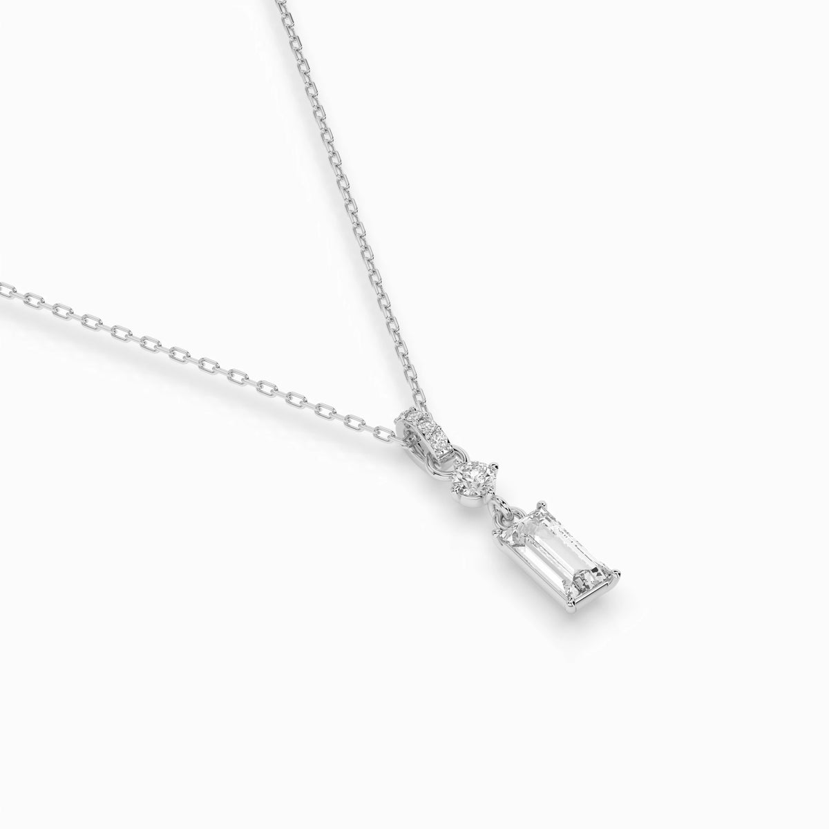 Colier din Aur cu Diamante, Forma Baguette, 0,36 CT