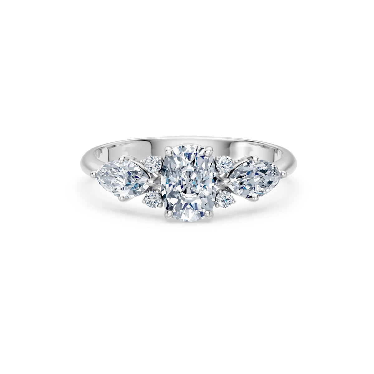Inel de Logodnă din Aur cu Diamant Central Cushion și Diamante Laterale 1,67 CT