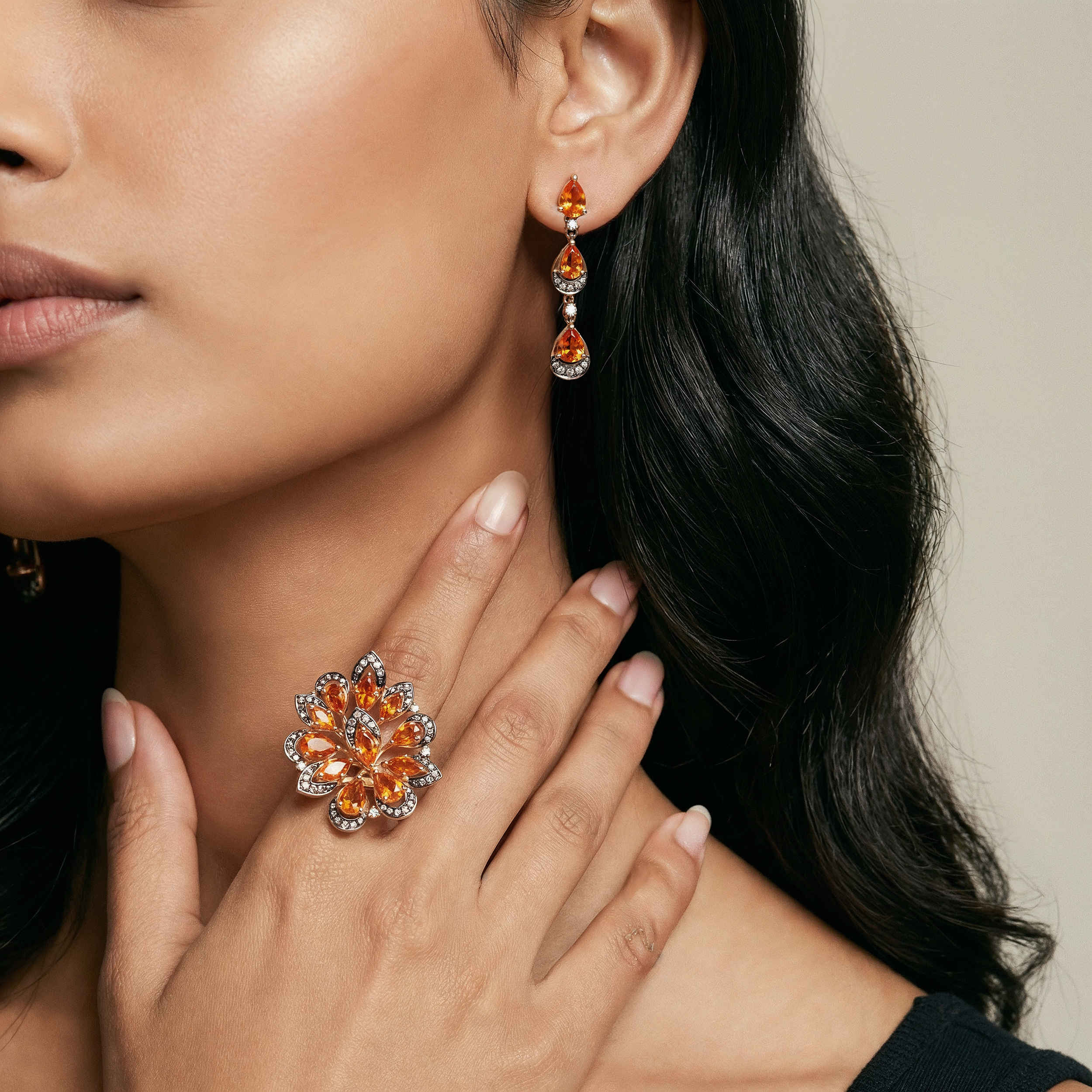 Cercei Orange Bloom cu topaz si diamante