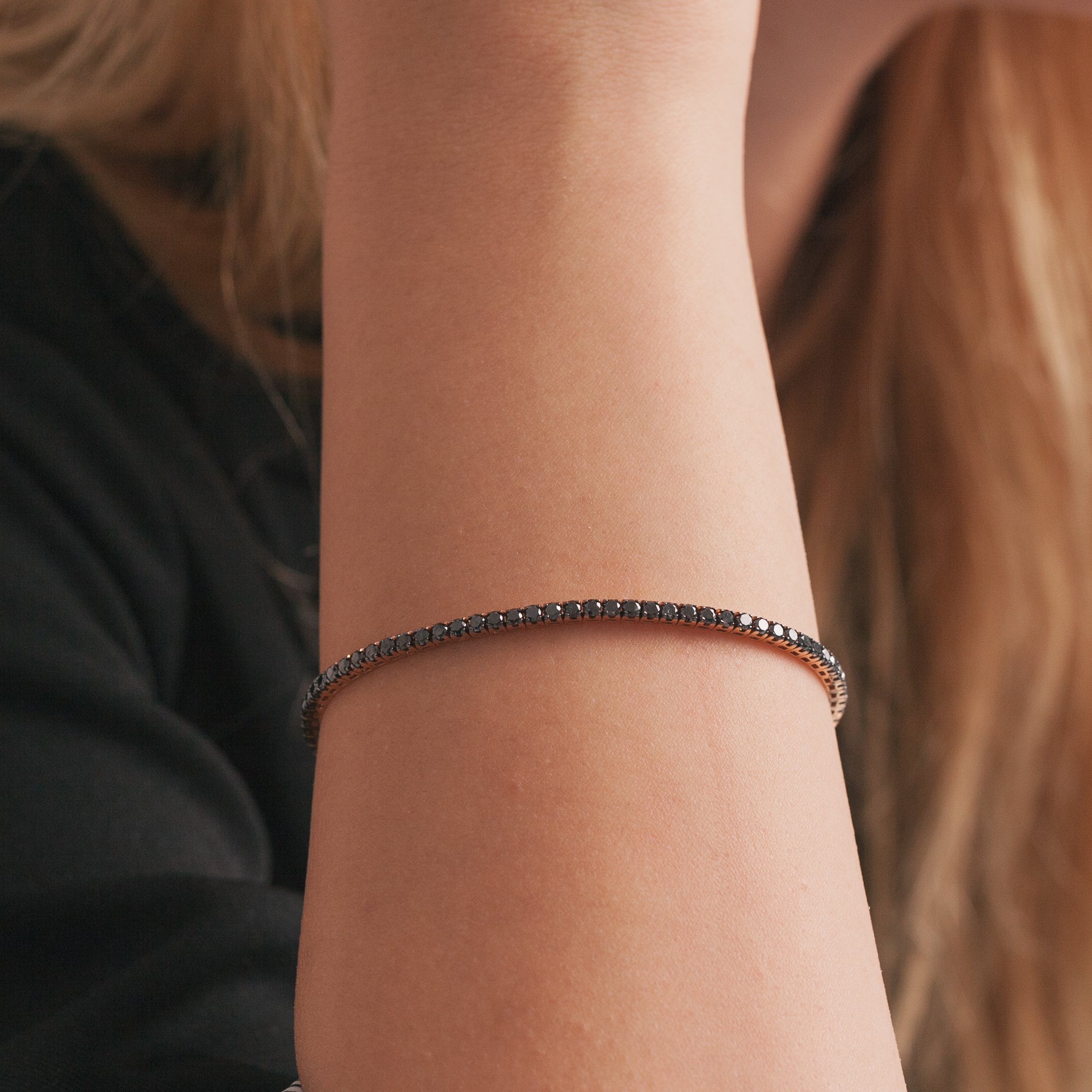 Bratara tennis aur roz 18k cu diamante negre 3.00 ct