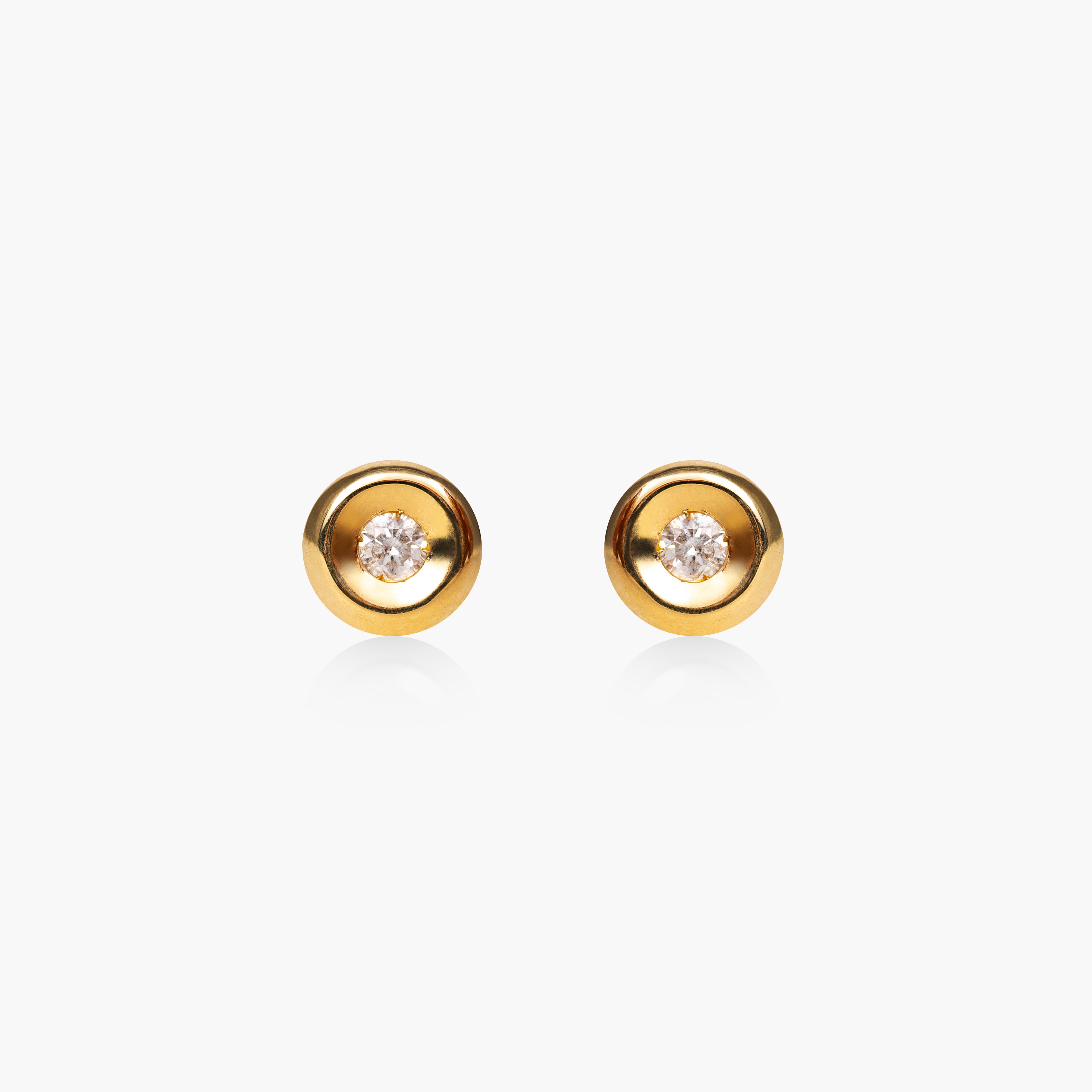 Round Gold Spotlight Diamond Earrings