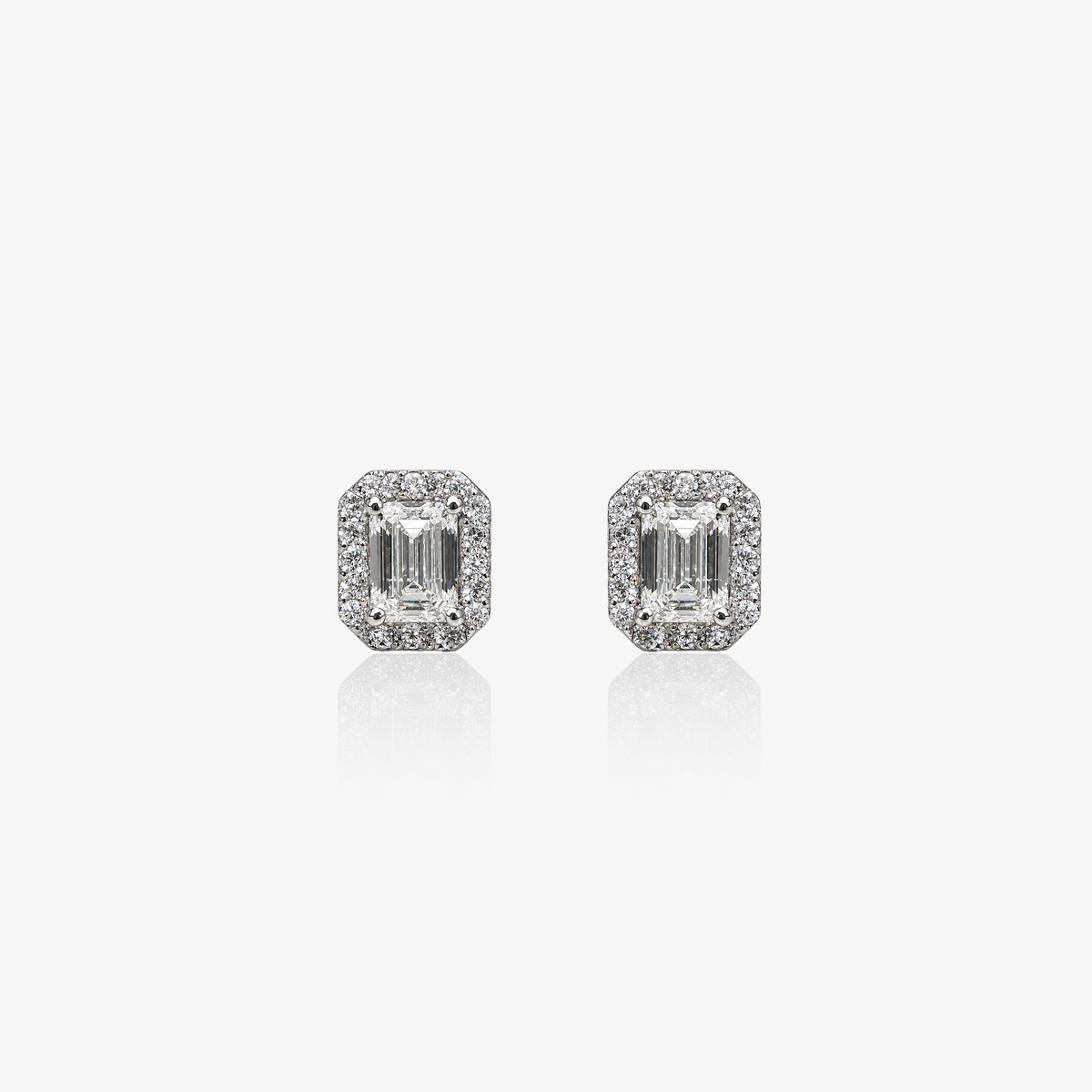 Cercei stud din aur alb 18K cu diamante naturale 0,78 ct – KP0030568
