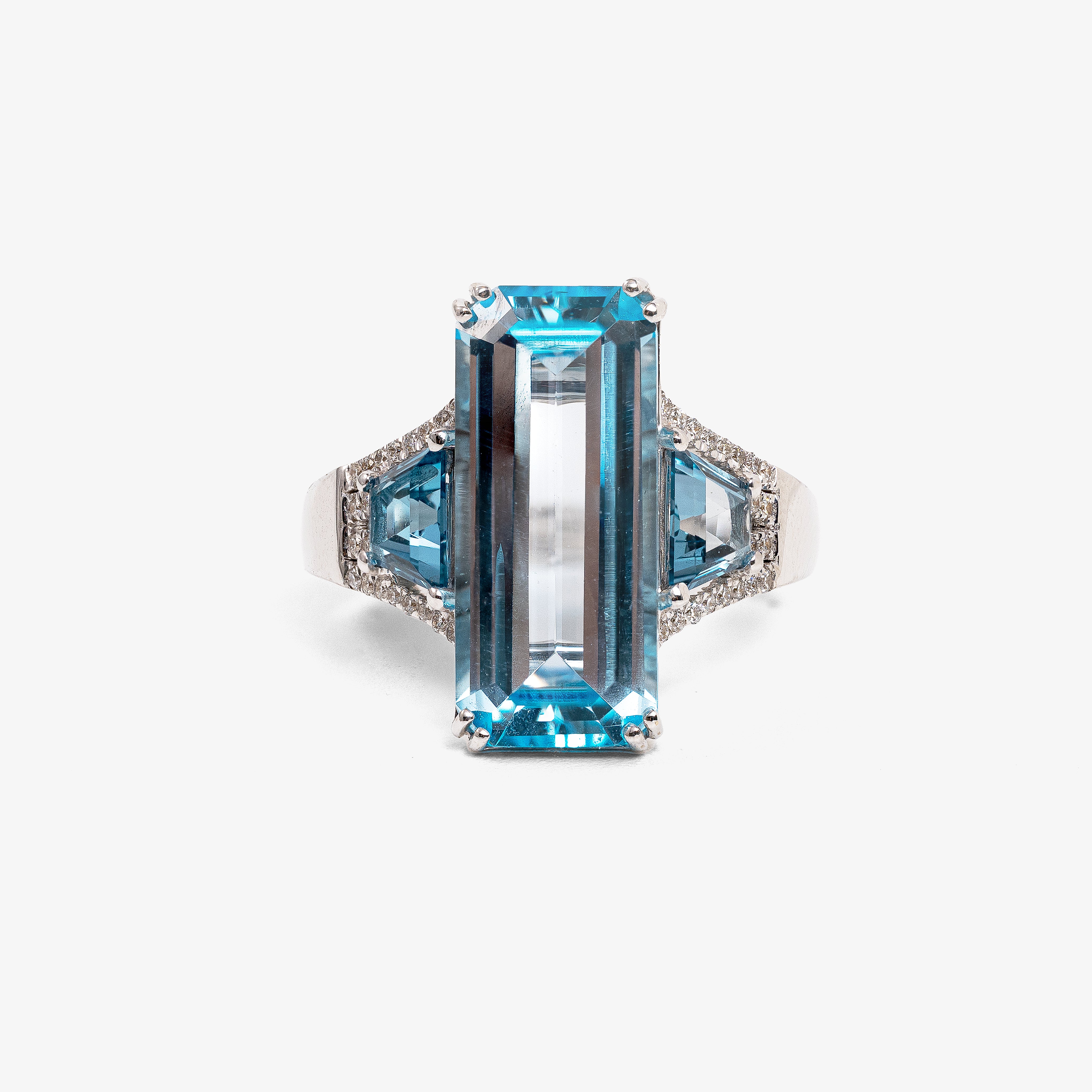 Inel aur 18k cu topaz 9.03 ct si diamante