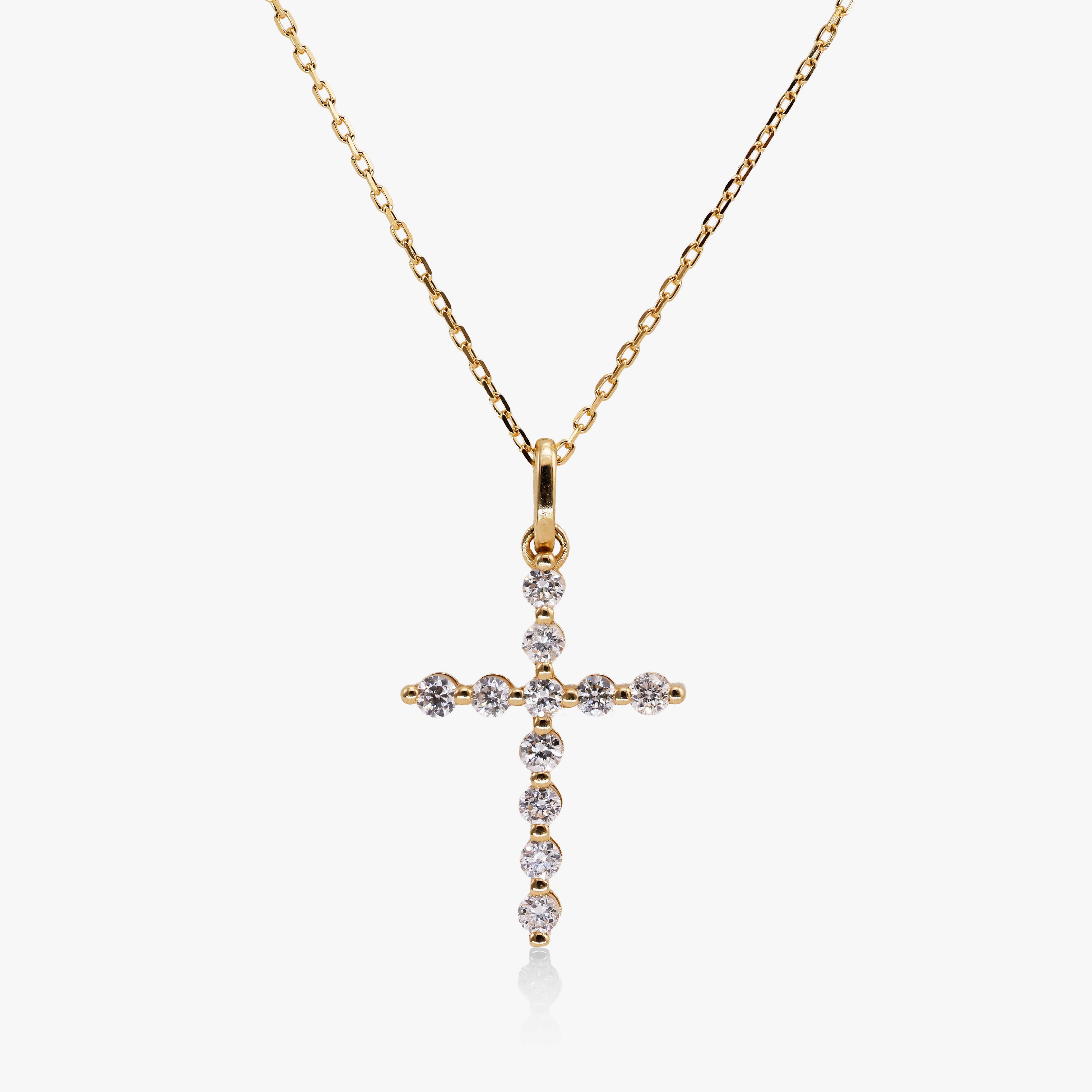 Colier cruce aur 18k cu diamante 0.30 ct