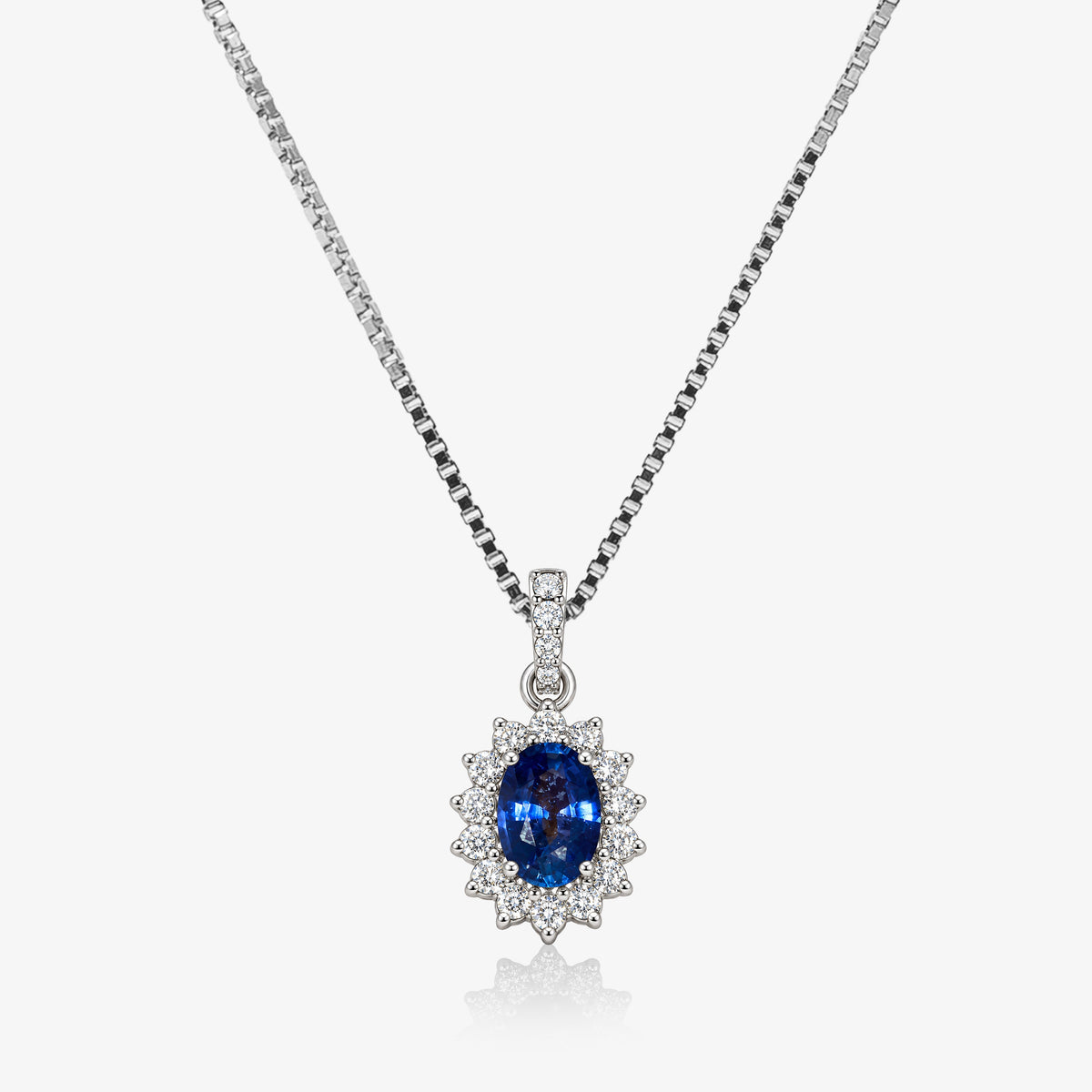 Pandantiv din aur alb 18K cu safir și diamante (fără lanț)