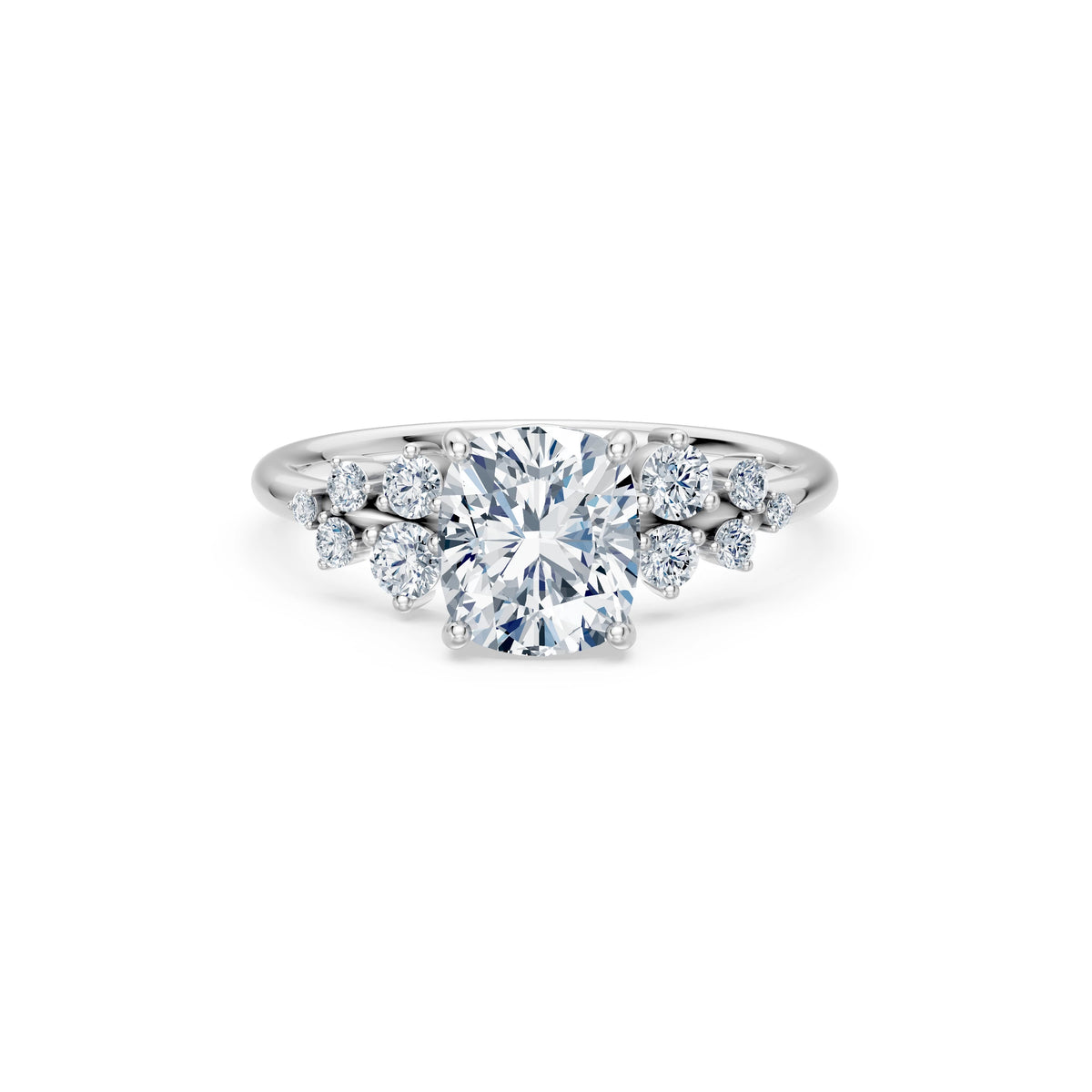 Inel de Logodnă din Aur cu Diamant Central Cushion și Diamante Laterale 2,36 CT