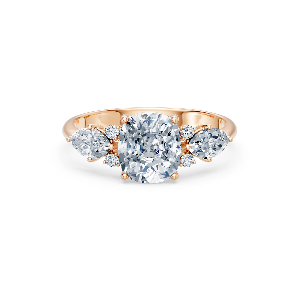 Inel de Logodnă din Aur cu Diamant Central Cushion și Diamante Laterale 2,67 CT