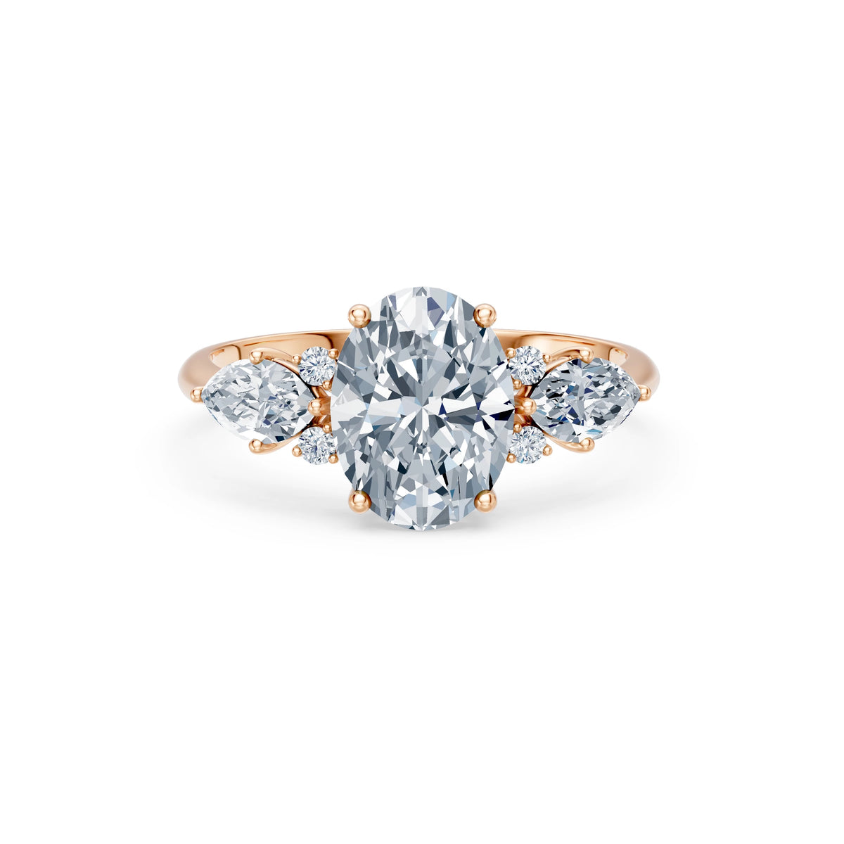 Inel de Logodnă din Aur cu Diamant Central Oval și Diamante Laterale 2,67 CT