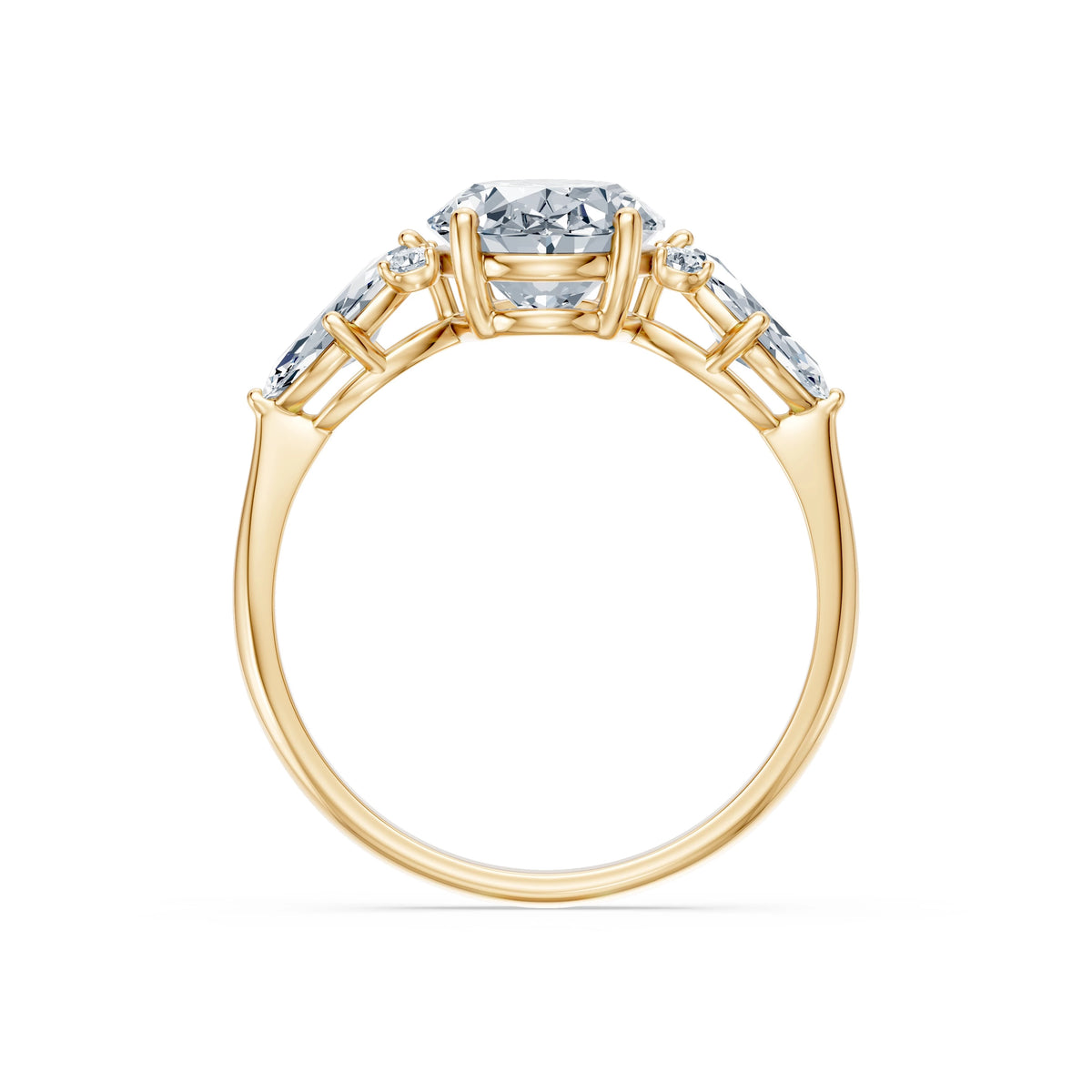 Inel de Logodnă din Aur cu Diamant Central Oval și Diamante Laterale 2,67 CT