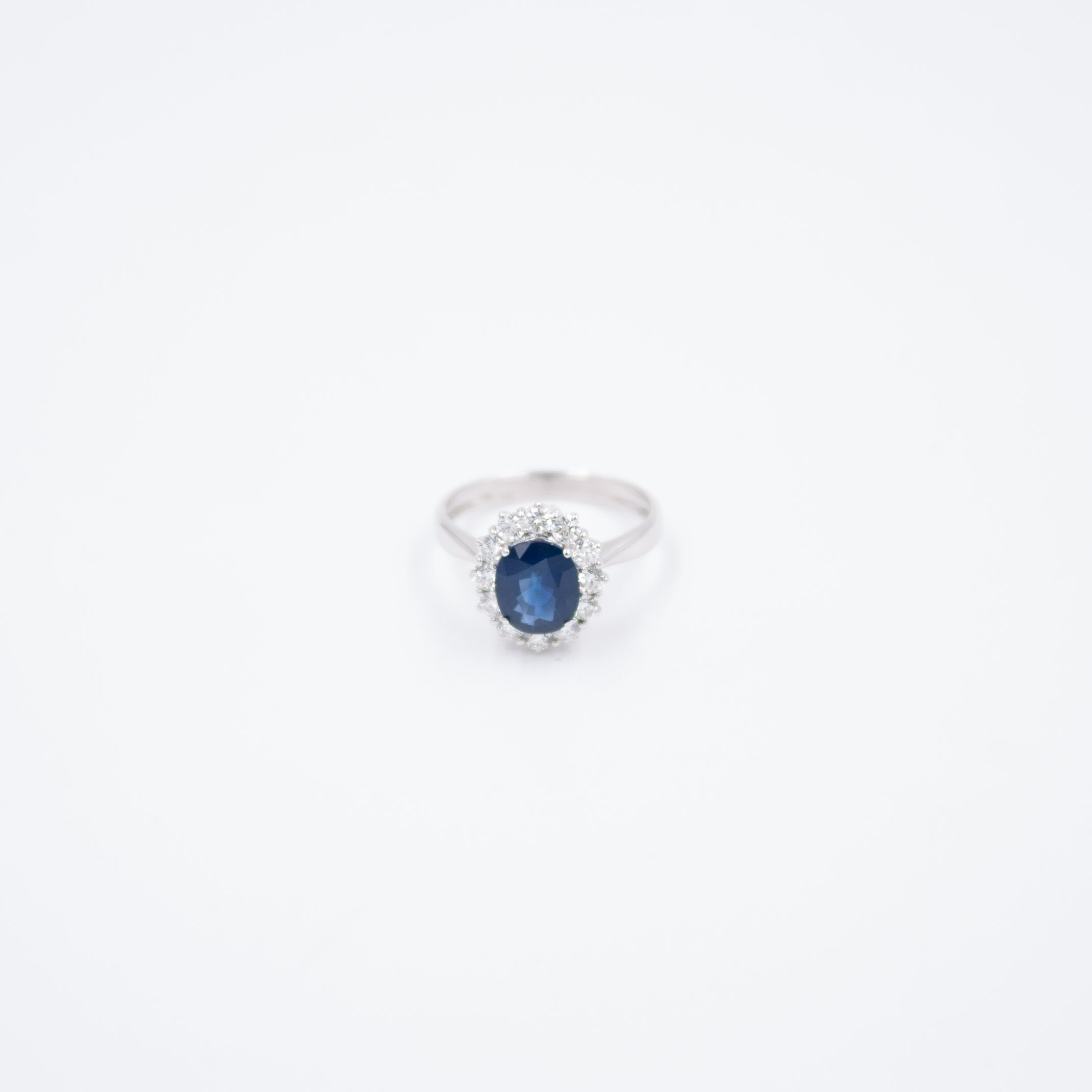 Sapphire Flower ring with diamonds and sapphire 2.60ct
