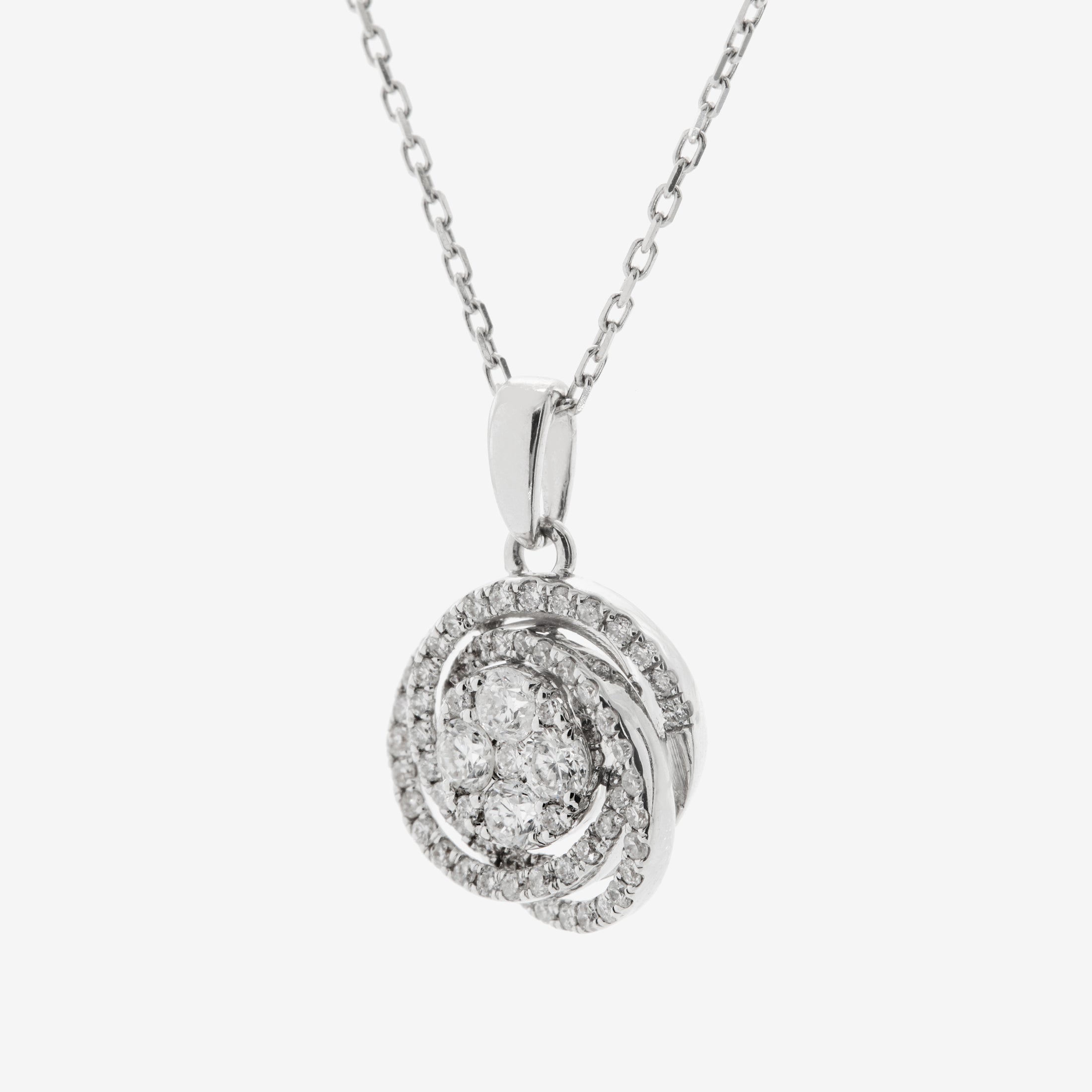 Cruz necklace with diamonds